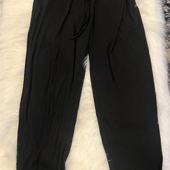 PRETTYGARDEN Women's Two Piece Outfit Short Sleeve Pullover and Drawstring Pants - Picture 5 of 5